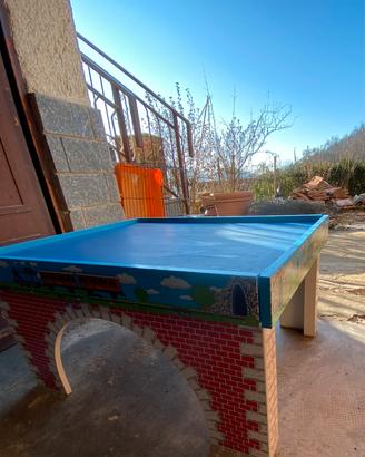 Tavolo per costruzioni