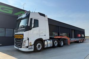Volvo FH500 completo con carrellone VEGA 13.60m