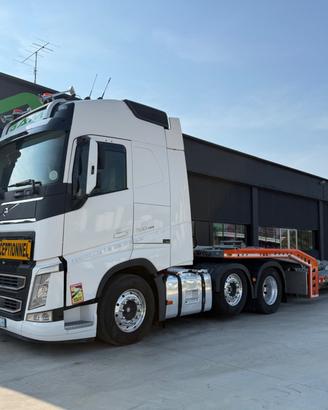 Volvo FH500 completo con carrellone VEGA 13.60m