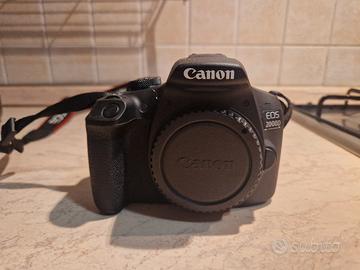 macchina fotografica canon + trocolla in omaggio 