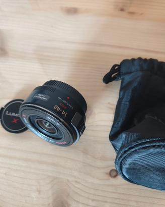 Panasonic Lumix X 14-42mm F3.5/5.6 PZ Micro 4/3