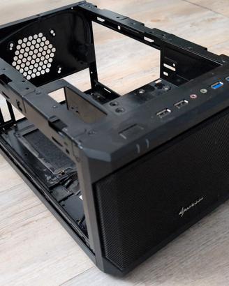 Case Sharkoon QB One