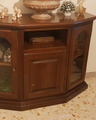 Mobile console/credenza