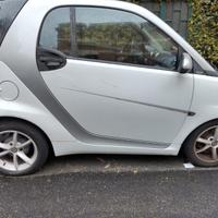 smart buone condizioni usata pochissimo