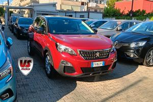 PEUGEOT 3008 1.2 BENZ-NAVI-PREZZO PROMO!