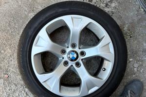 4 cerchi originali BMW 17”+ 4 gomme pirelli