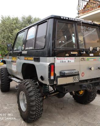 TOYOTA Land Cruiser PREPARATO