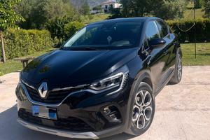 Renault Captur 1.6 E-Tech phev Techno 160cv