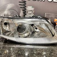 Faro Anteriore SX Per Saab 9-3 2002-2007