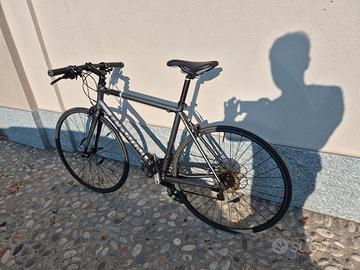 Bici Gravel Btwin Fit 500