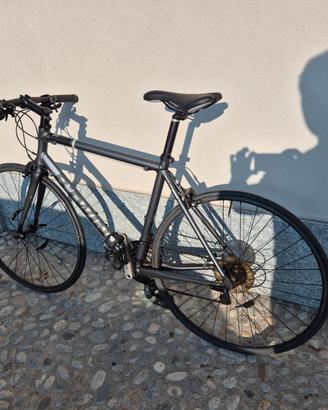 Bici Gravel Btwin Fit 500