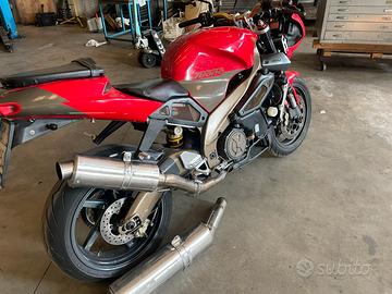 Aprilia tuono 1000cc