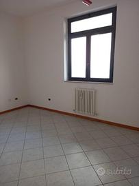 Locale commerciale uso uffici