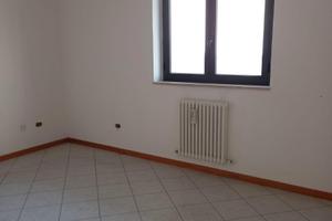 Locale commerciale uso uffici