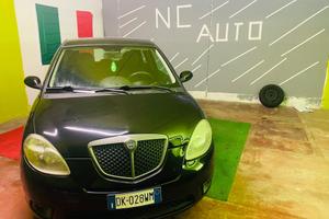 Lancia Ypsilon 1.2 Oro