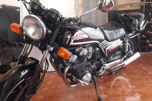 Honda 900 f