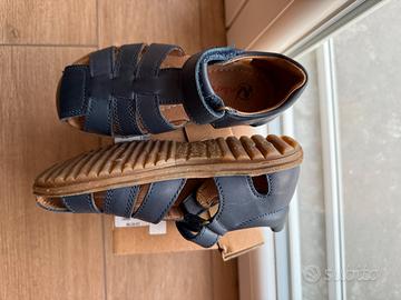 Sandali Naturino nuovi mai usati n. 27 da bimbi