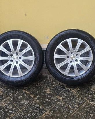 Cerchi Momo 215/60R16 con gomme invernali