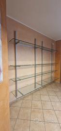 Libreria, scaffalatura a parete in vetro e metallo