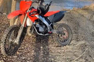 cr 125