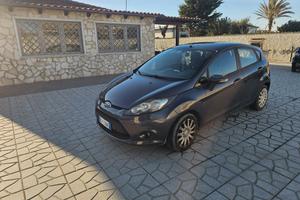 Ford fiesta 1.4 tdi plus