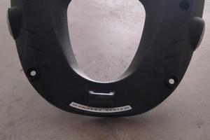 staffa porta bauletto givi