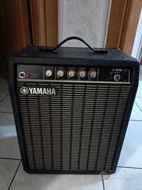 Amplificatore Yamaha per basso elettrico 