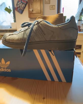 Sneakers Adidas n. 40
