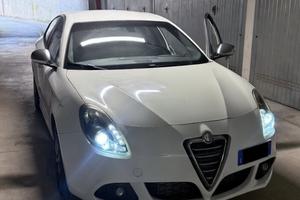 ALFA ROMEO Giulietta 2.0 JTDm-2 140 CV Distinctive