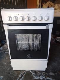 CUCINA A GAS, FORNO ELETTRICO