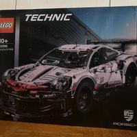 LEGO Technic – Porsche 911 RSR
