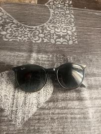 Ray-Ban