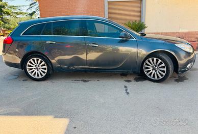 Opel insignia 2.0 diesel 160 cv