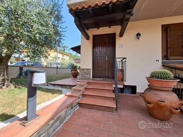 Villetta a schiera di 174 m² con più di 5 locali e