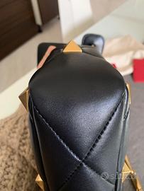 Valentino Garavani Roman Stud Media nera originale