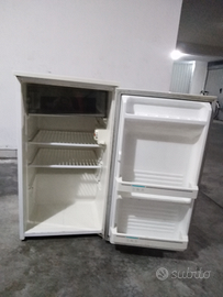 Frigorifero monoporta 75lt