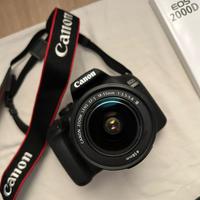 Fotocamera Canon EOS 2000D + Obiettivo e Borsa