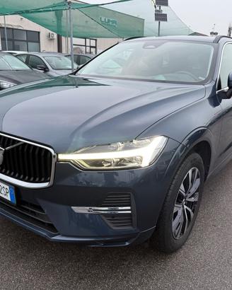 Volvo XC60 B4 (d) MY23 Automatico Core My23