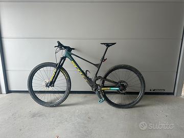 Scott spark team issue