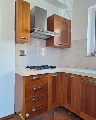 Cucina completa di elettrodomestici 