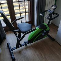 Cyclette orizzontale da camera con display