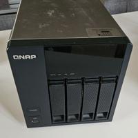 QUNAP NAS  TS-412