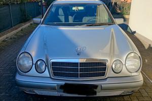 Mercedes E220 diesel