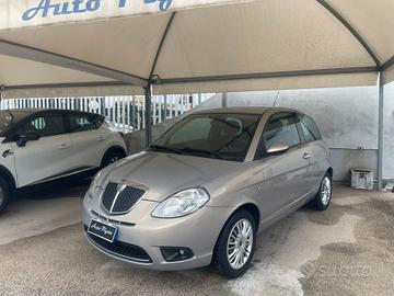Lancia Ypsilon 1.2 Argento