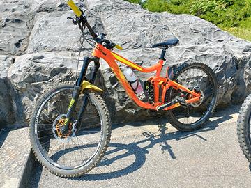 giant reign sx