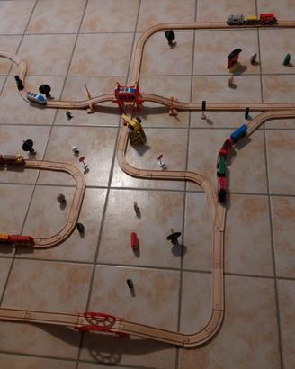 Trenino in legno