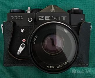 Macchina Fotografica  ZENIT TTL  logo Ollimpiadi