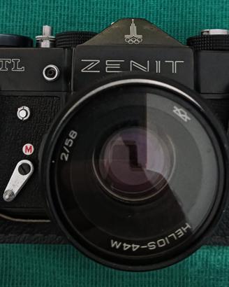 Macchina Fotografica  ZENIT TTL  logo Ollimpiadi