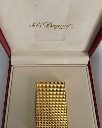 Accendino S.T. Dupont placcato in oro punta di dia
