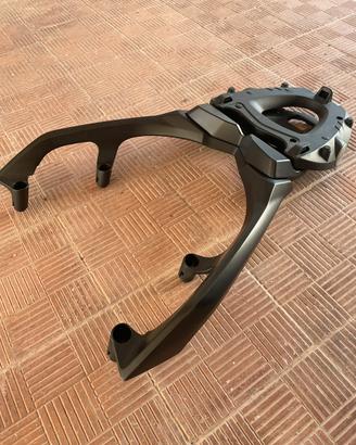 Staffa portapacchi Yamaha Tmax 530